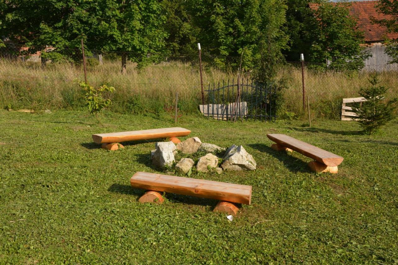 Trinity Log Cabin Wellness Resort Štrba Eksteriør billede