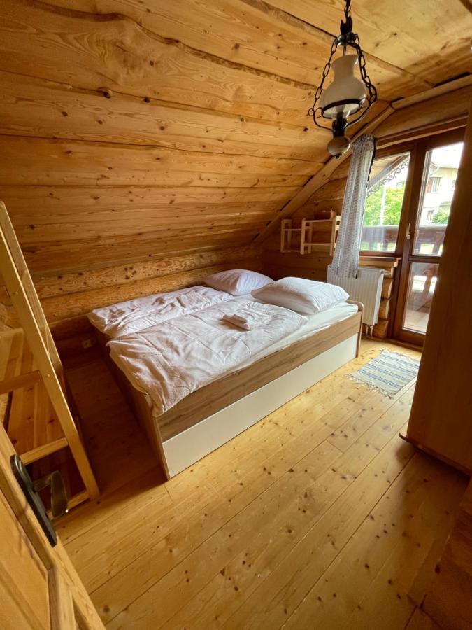 Trinity Log Cabin Wellness Resort Štrba Eksteriør billede